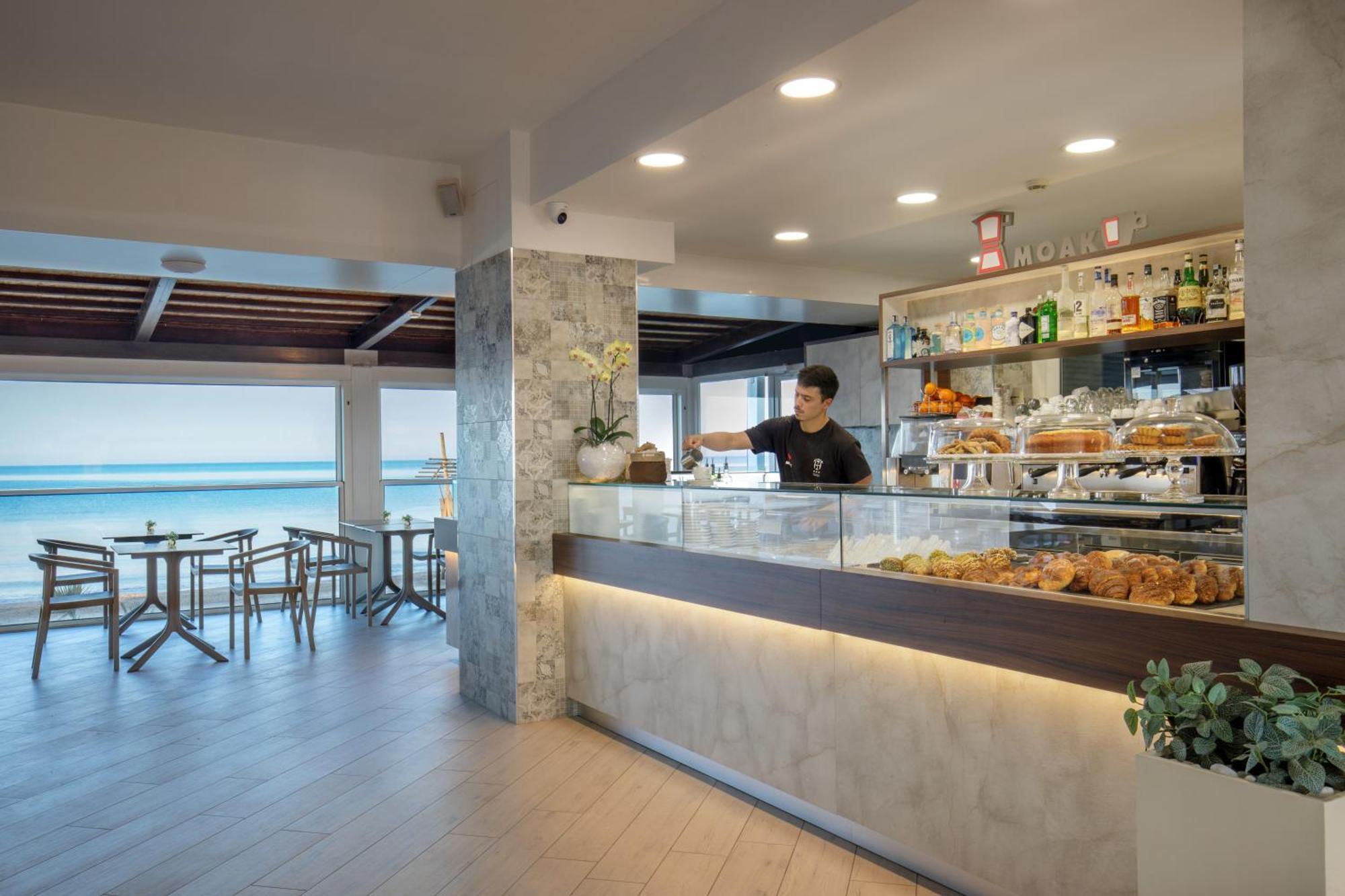 Hotel Tirreno Latina Eksteriør billede