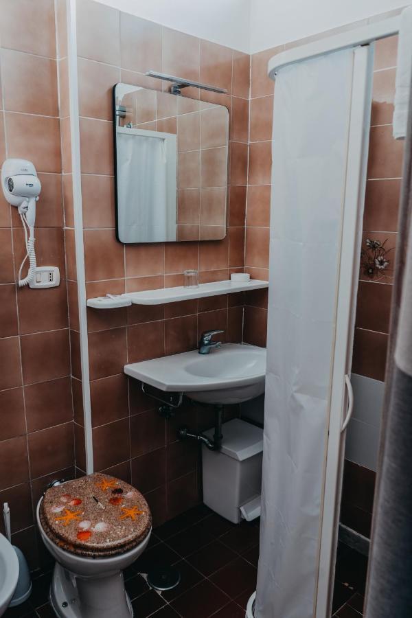 Hotel Tirreno Latina Eksteriør billede
